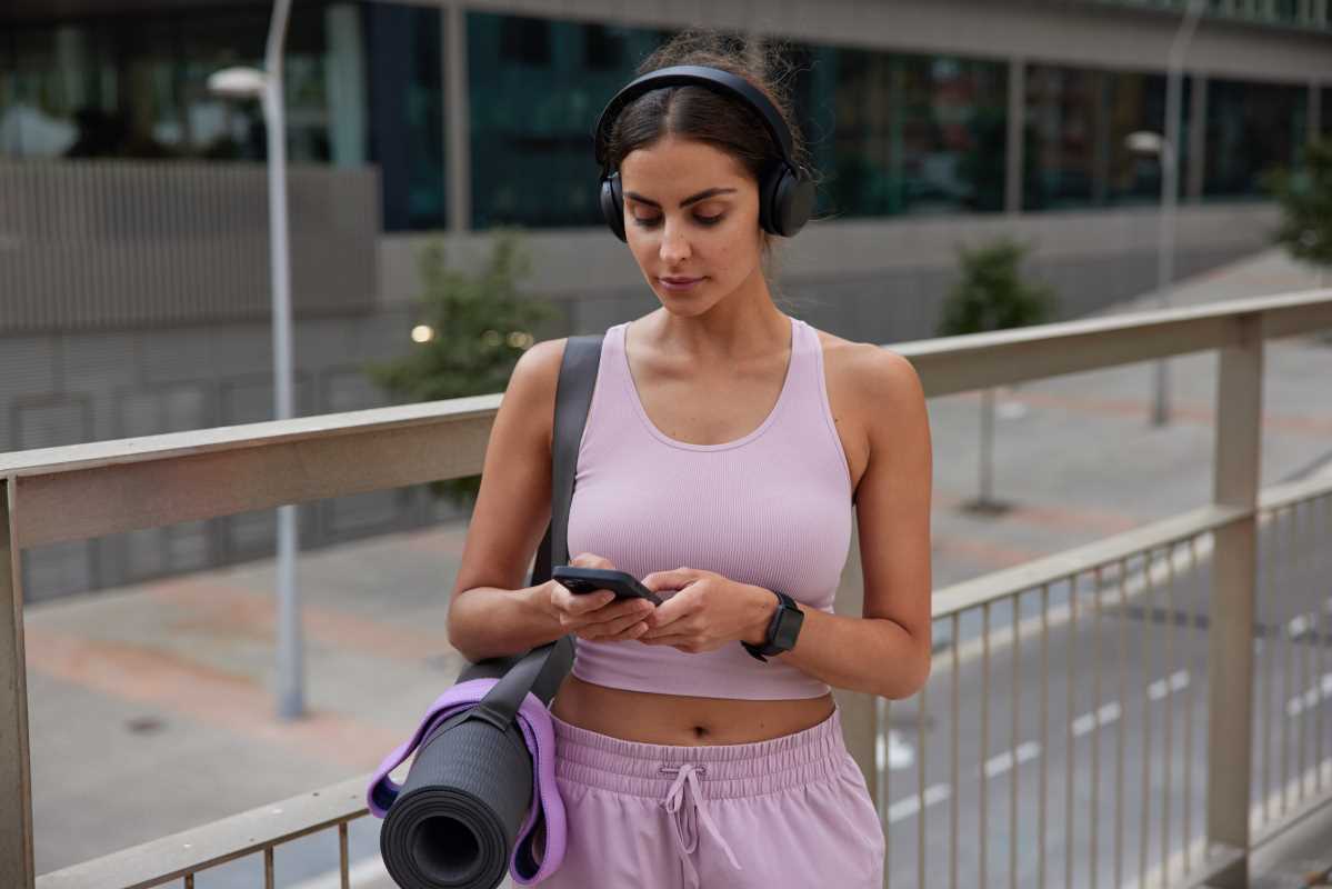 4 Stylish Workout Accessories for Enhanced Function and Fashion
