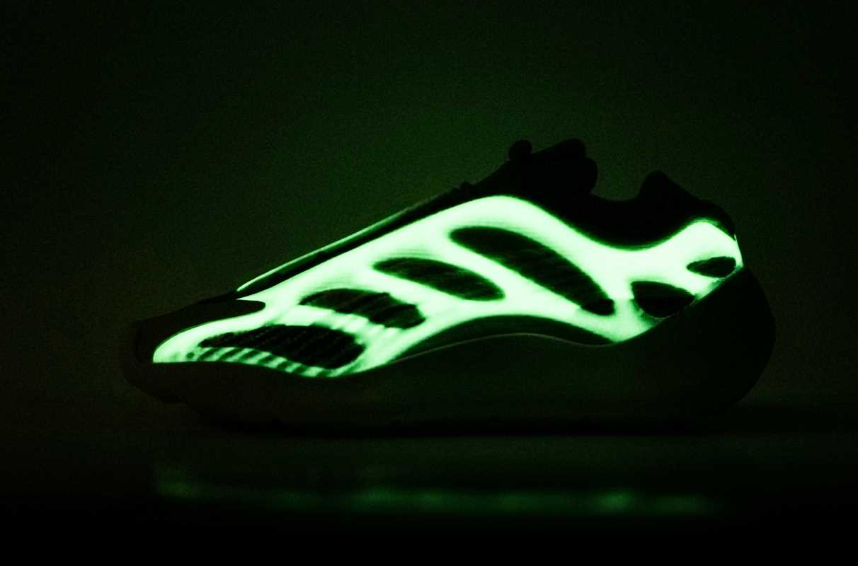 Neon Reflective Elements Become a Surprising Trend in Late-Night Running Gear